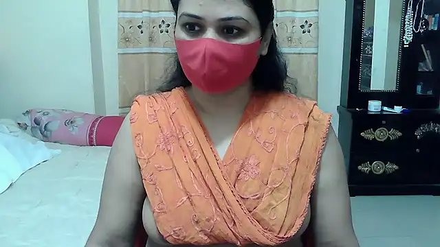 Snapshot of Elena_cruz5 chatting on 21, 11, 2025 Elena cruz5 online show from 21, 11, 2025