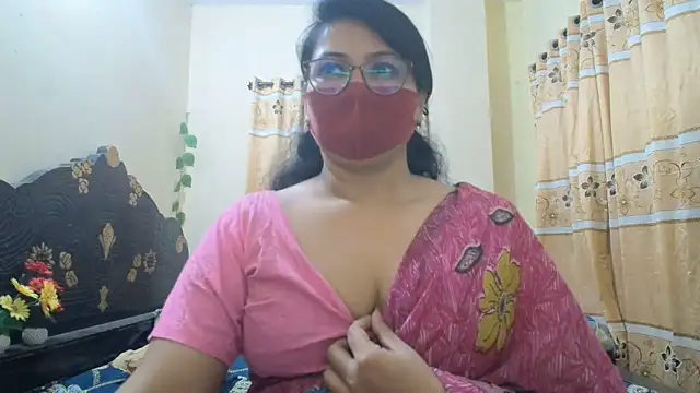 Elena cruz5 online show from 18, 3, 2026