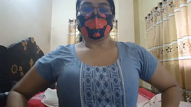 Snapshot of Elena_cruz5 chatting on 12, 7, 2026 Elena cruz5 online show from 12, 7, 2026