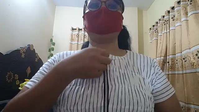 Elena cruz5 online show from 15, 4, 2026