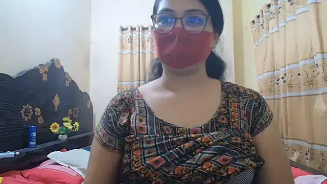 Snapshot of Elena_cruz5 chatting on 1, 7, 2026 Elena cruz5 online show from 1, 7, 2026