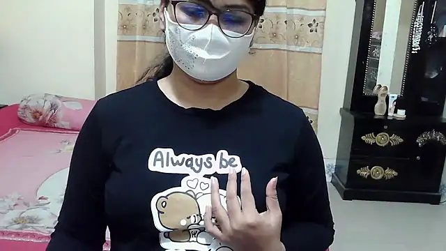 Snapshot of Elena_cruz5 chatting on 30, 11, 2025 Elena cruz5 online show from 30, 11, 2025