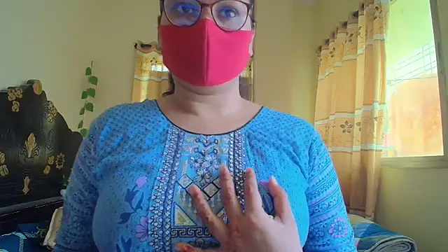 Elena cruz5 online show from 1, 4, 2026