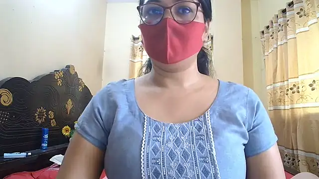 Snapshot of Elena_cruz5 chatting on 1, 7, 2026 Elena cruz5 online show from 1, 7, 2026