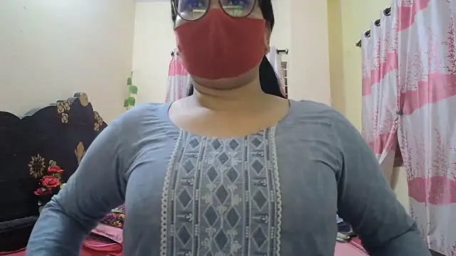 Elena cruz5 online show from 26, 2, 2026