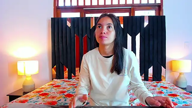 Sofyy Lover online show from 13, 9, 2025