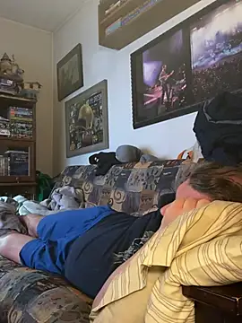 Stephanie1984 online show from 2, 4, 2026