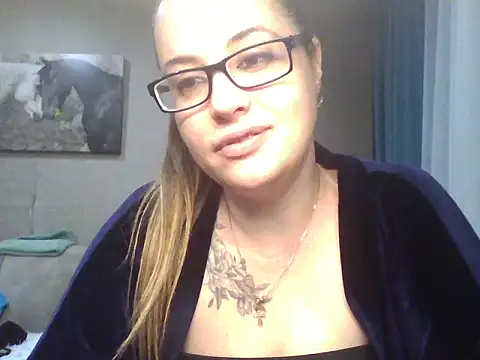 karina160000 online show from 10, 2, 2026