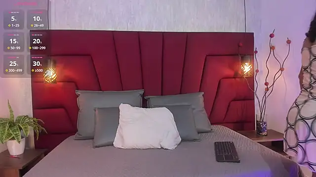 Miranda Laurent online show from 7, 10, 2025