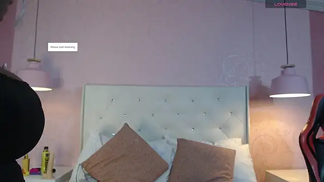 EvaaTayson online show from 28, 9, 2025