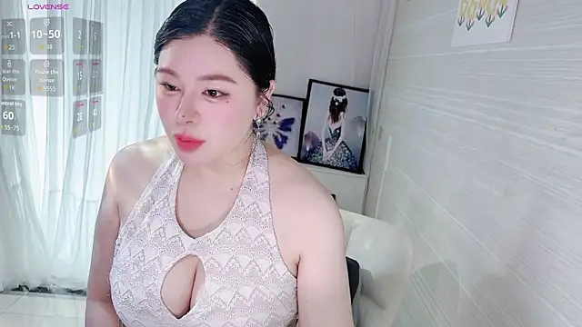 Snapshot of Scarlett-oracle chatting on 10, 9, 2025 Scarlett-oracle online show from 10, 9, 2025