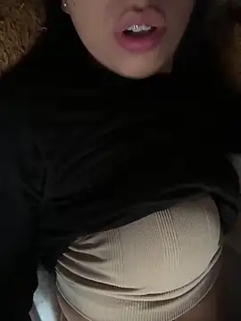 lulizoee online show from 4, 5, 2026