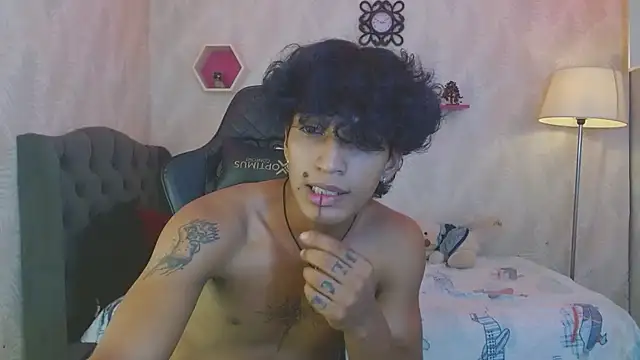 bull cam online show from 11, 11, 2025