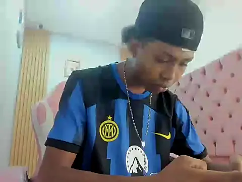 Jax Maliq online show from 13, 11, 2025