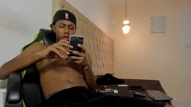 Jax Maliq online show from 28, 10, 2025