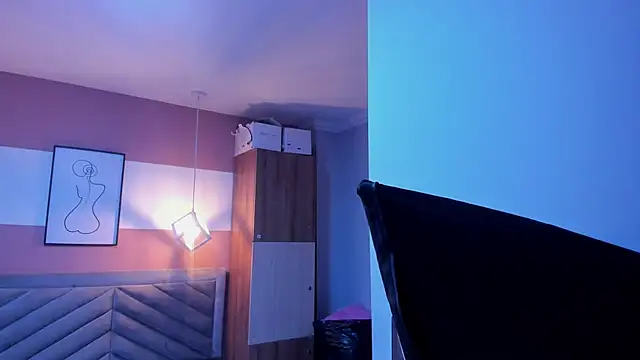 Snapshot of Mia_Valentine_ chatting on 23, 11, 2025 Mia Valentine online show from 23, 11, 2025