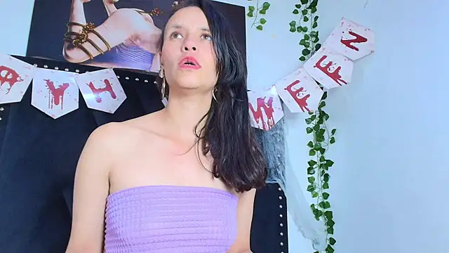 Snapshot of maraa_X chatting on 26, 10, 2025 maraa X online show from 26, 10, 2025