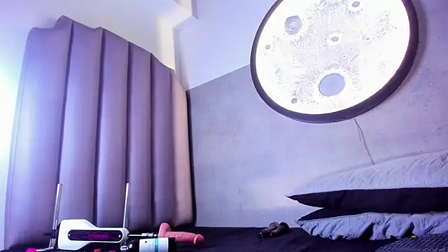 honny 23 online show from 18, 4, 2026