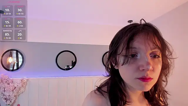 Snapshot of Nina_Ford chatting on 23, 5, 2026 Nina Ford online show from 23, 5, 2026