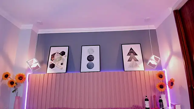 Nina Ford online show from 14, 3, 2026