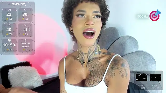 Snapshot of michell_danna chatting on 17, 11, 2025 michell danna online show from 17, 11, 2025