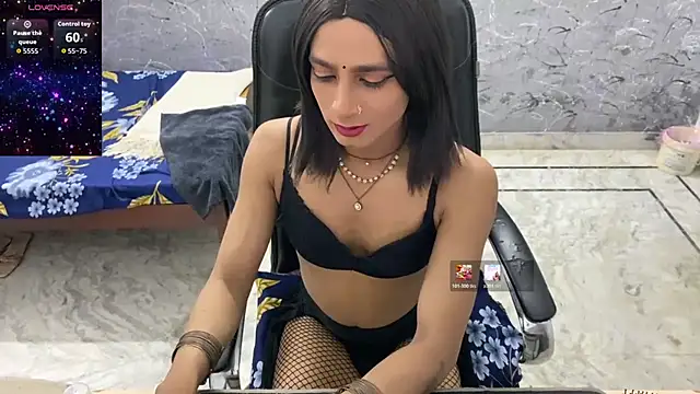 LuvLayla online show from 21, 7, 2026