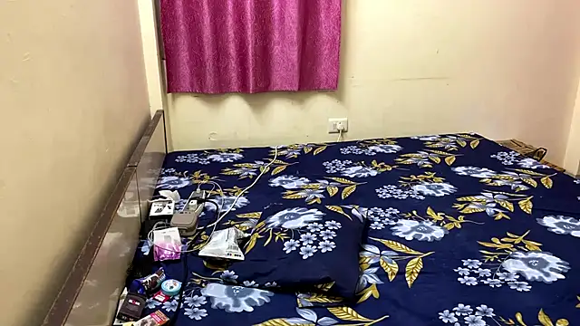 LuvLayla online show from 11, 10, 2025