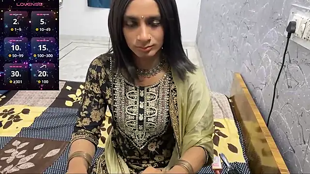 LuvLayla online show from 22, 6, 2026