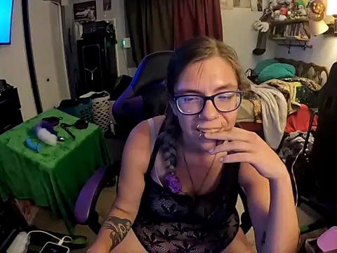 R4inbowK1tty online show from 15, 10, 2025