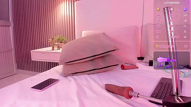 annie clarkson online show from 17, 4, 2026