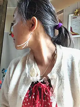 liu-liusexy online show from 18, 5, 2026