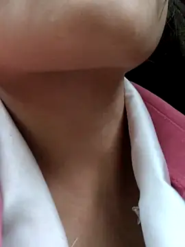 omiu-baby online show from 11, 1, 2026