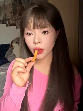 SarahBeii online show from 27, 10, 2025