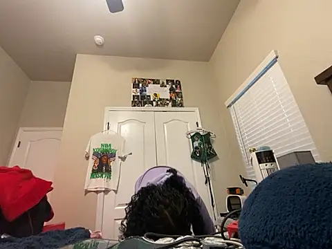 Brooke012 online show from 4, 4, 2026