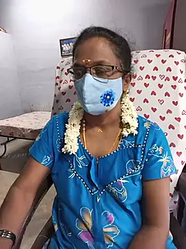 Snapshot of umashreetamil chatting on 16, 6, 2026 umashreetamil online show from 16, 6, 2026