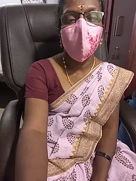 Snapshot of umashreetamil chatting on 20, 6, 2026 umashreetamil online show from 20, 6, 2026