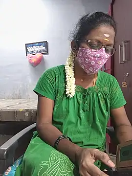 umashreetamil online show from 6, 8, 2026