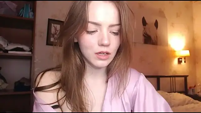 Olivia Mens online show from 7, 10, 2025