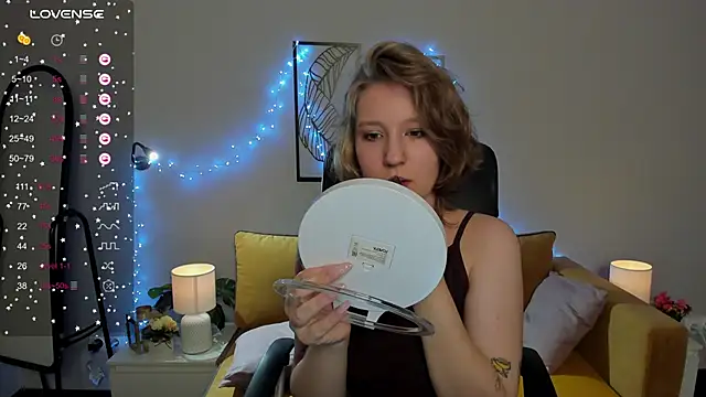 Hailey Foxy online show from 26, 9, 2025