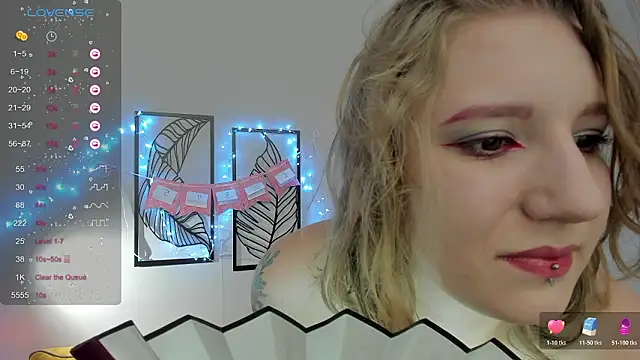 Hailey Foxy online show from 5, 2, 2026