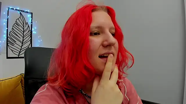 Hailey Foxy online show from 20, 4, 2026