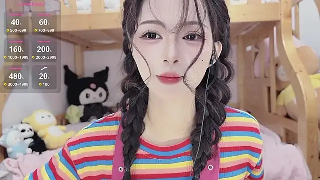 Sue101010 online show from 28, 10, 2025