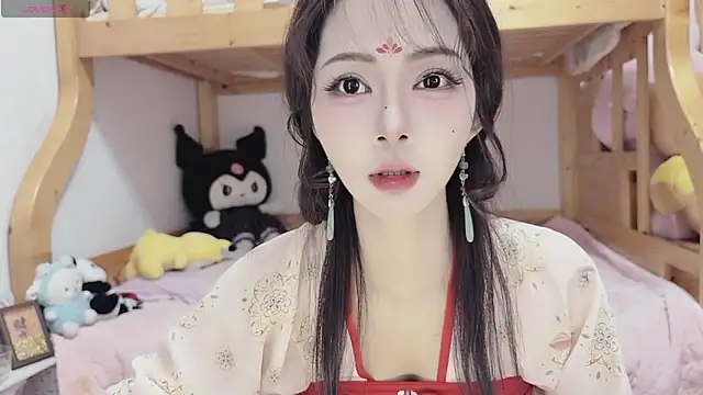 Sue101010 online show from 17, 10, 2025