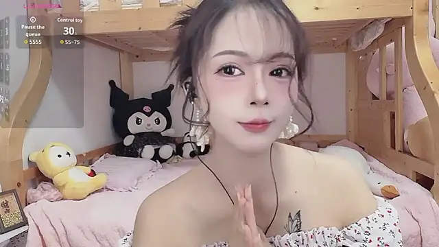 Sue101010 online show from 7, 10, 2025