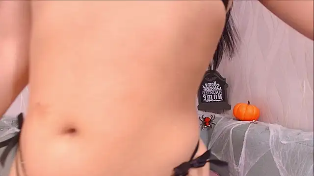 mia scot online show from 26, 10, 2025