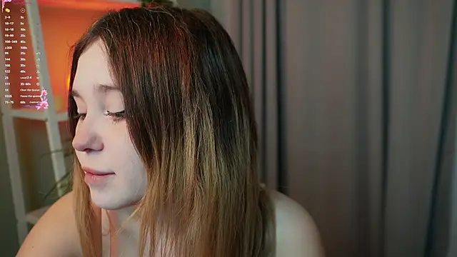 Lina Glow online show from 26, 11, 2025