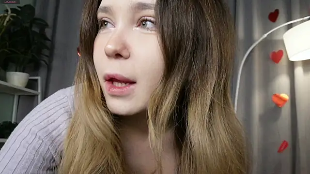 Lina Glow online show from 11, 2, 2026