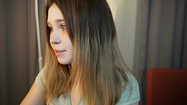 Lina Glow online show from 20, 11, 2025