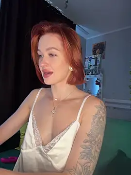 Snapshot of LittleFox___ chatting on 15, 6, 2026 LittleFox online show from 15, 6, 2026