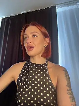 Snapshot of LittleFox___ chatting on 17, 6, 2026 LittleFox online show from 17, 6, 2026